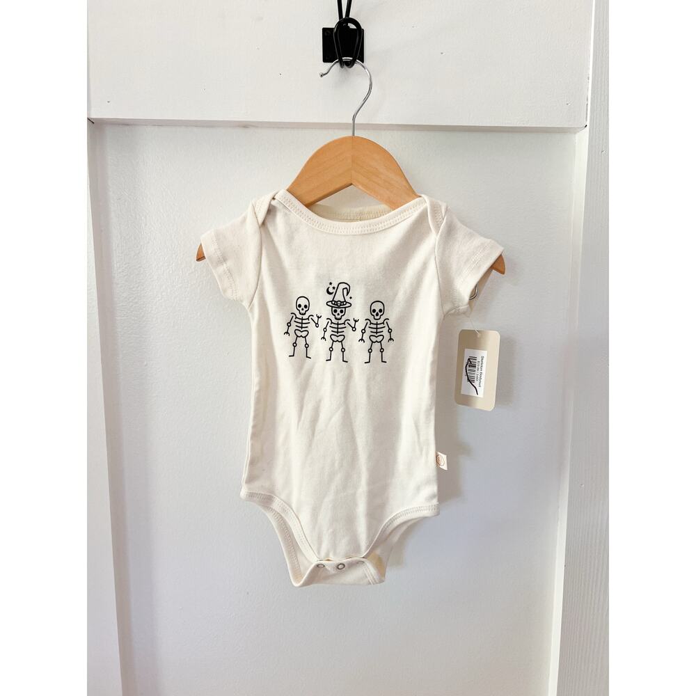 Tenth & Pine Skeleton onesie